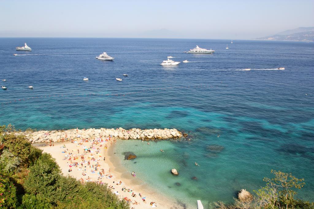 Capri Inn Экстерьер фото