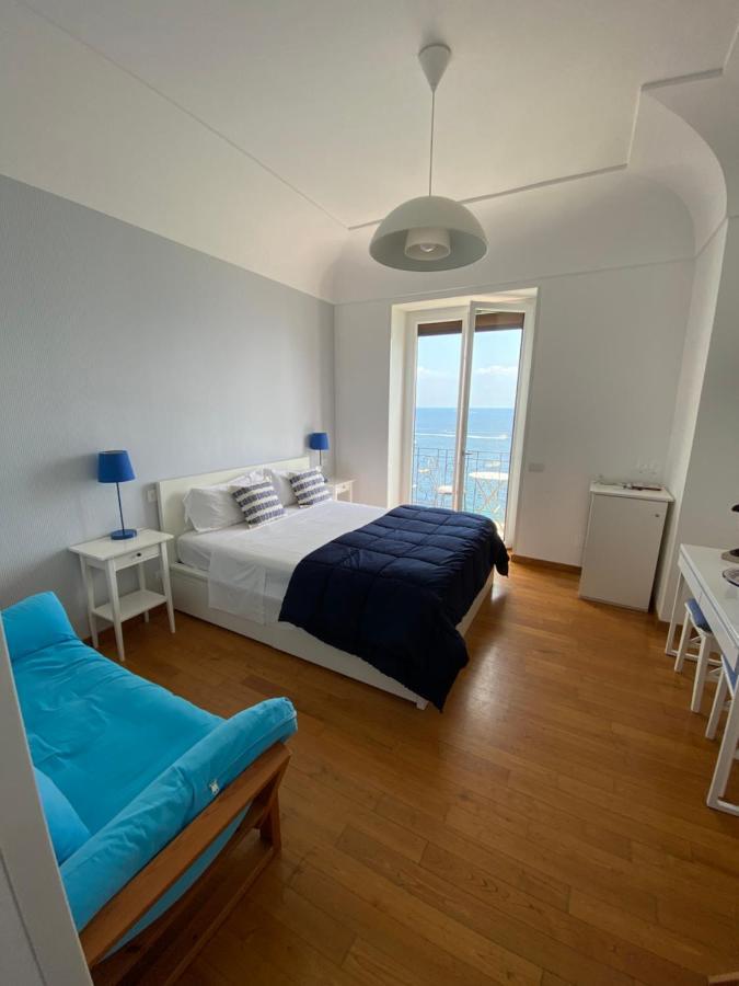 Capri Inn Экстерьер фото