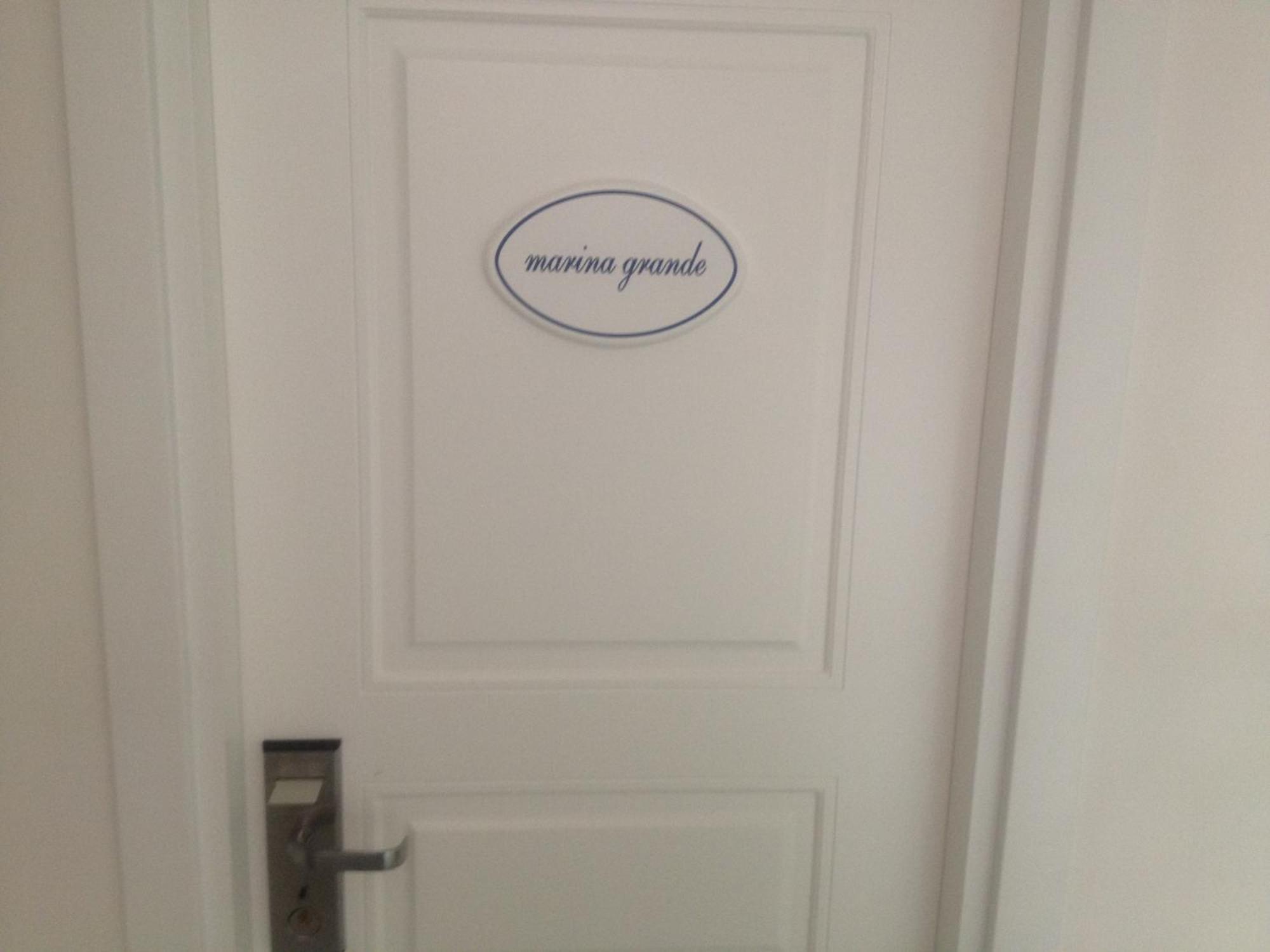 Capri Inn Экстерьер фото