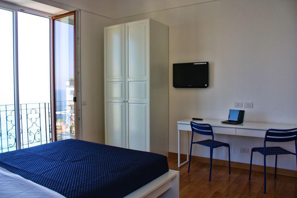 Capri Inn Экстерьер фото