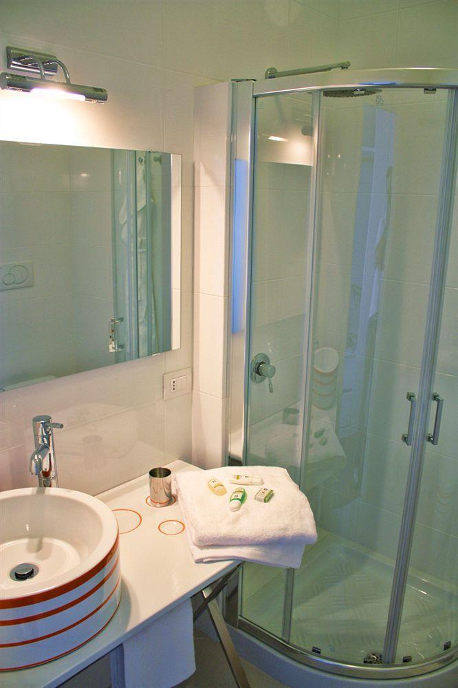 Capri Inn Экстерьер фото