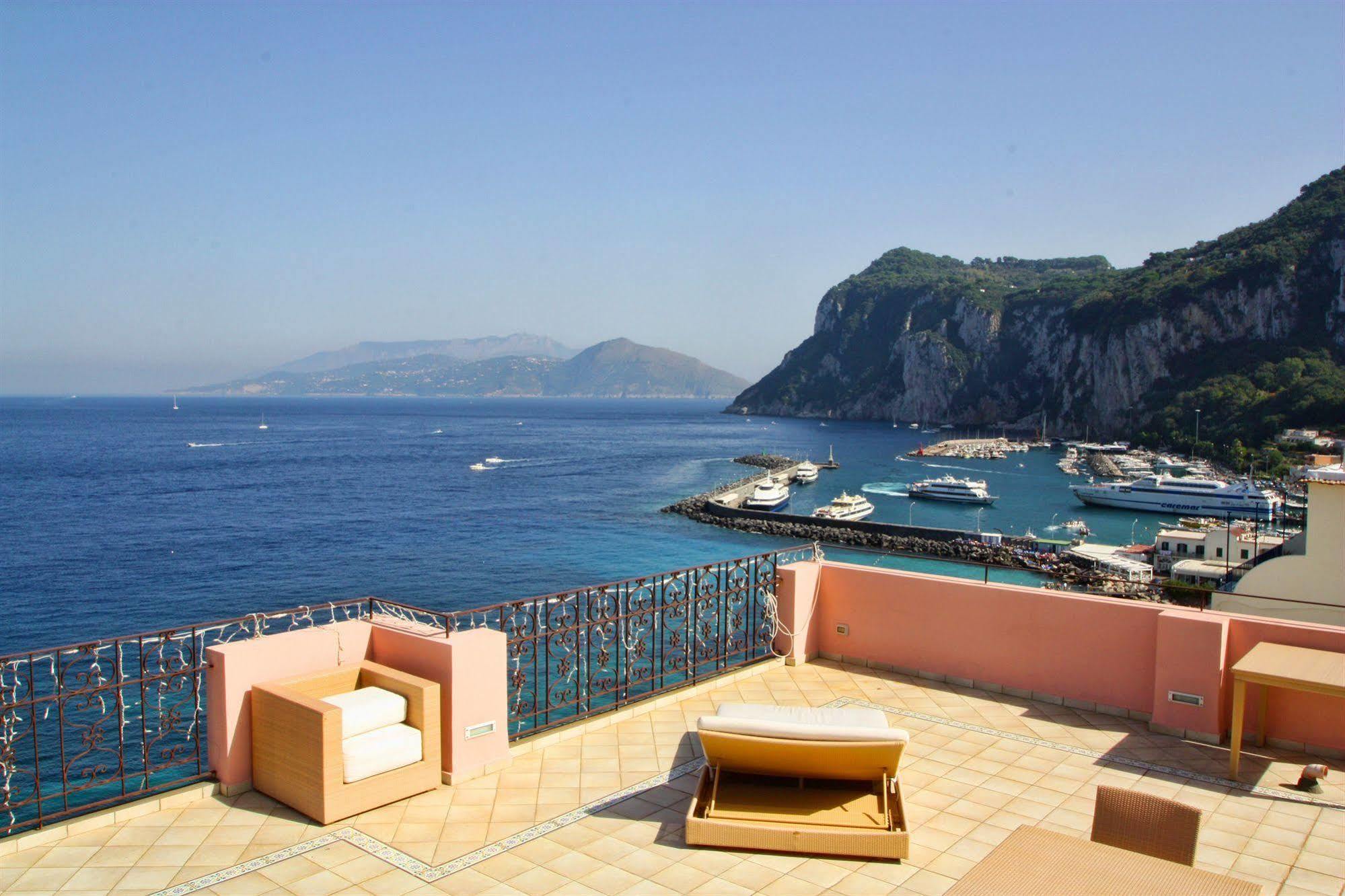 Capri Inn Экстерьер фото