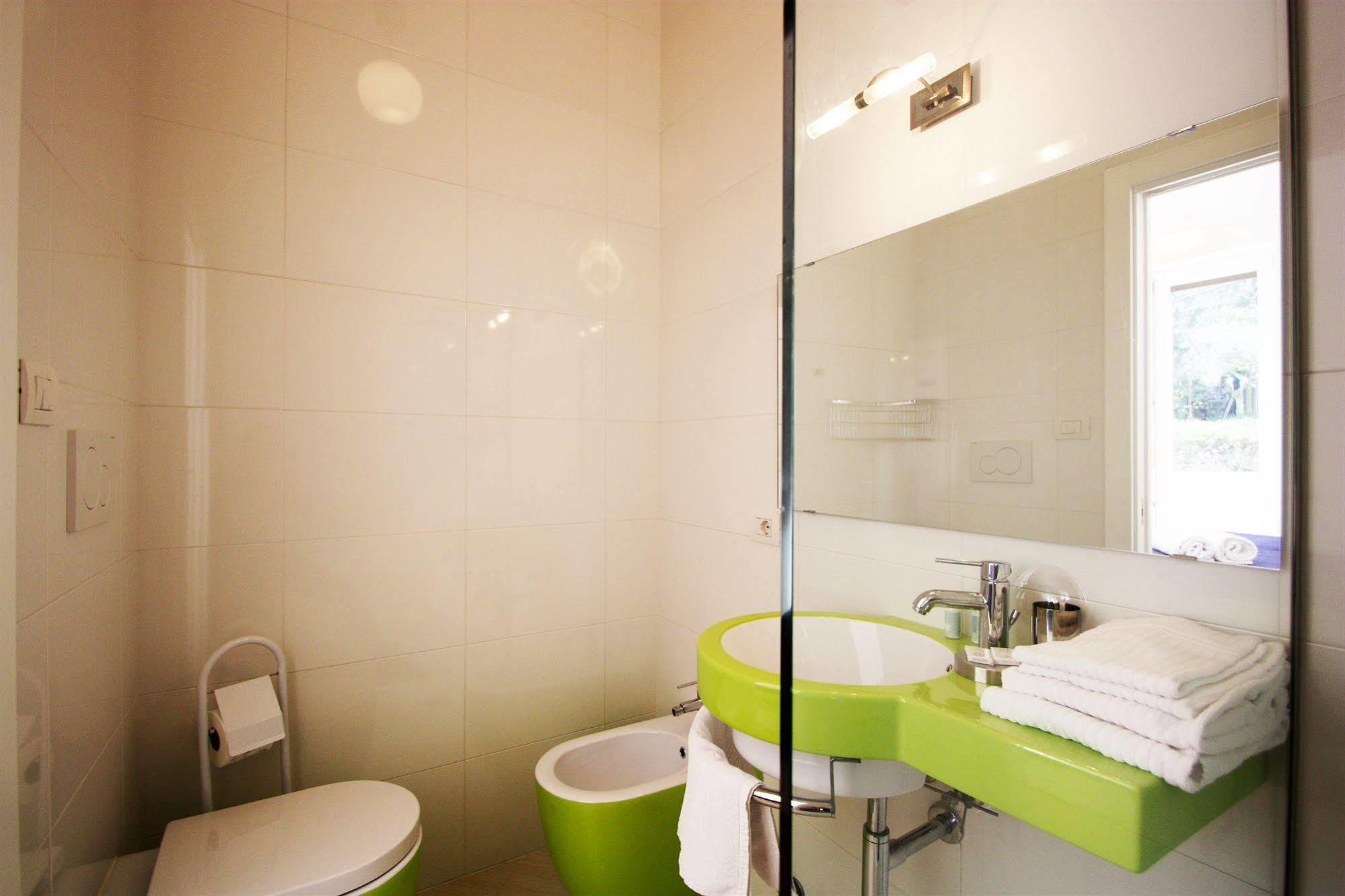Capri Inn Экстерьер фото