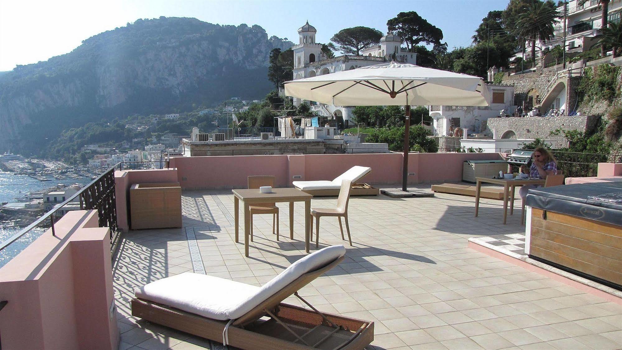 Capri Inn Экстерьер фото